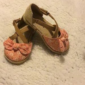 Super cute little girl espadrilles!👣